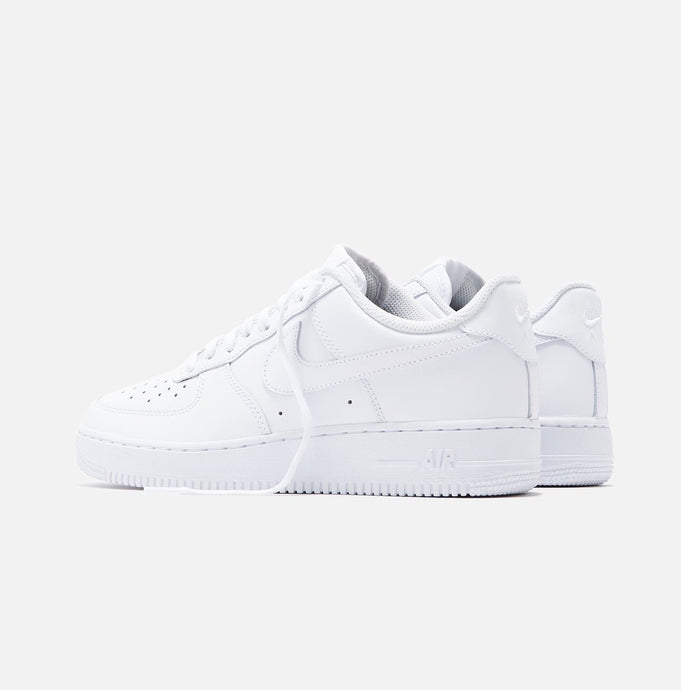 Under Retail: Nike Air Force 1 Low "Triple White"