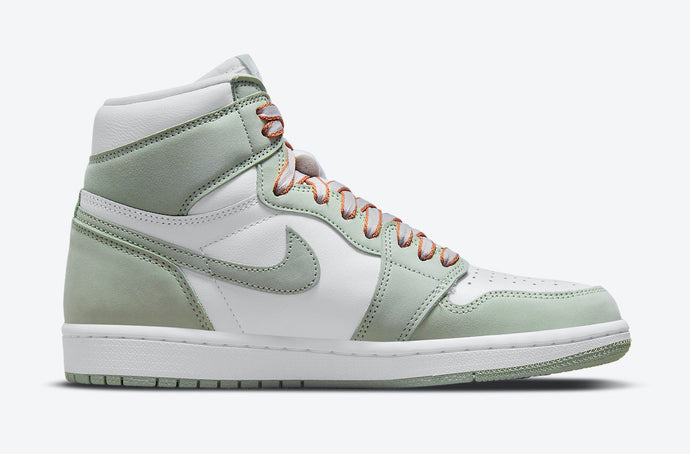 Available Now: Wmns Air Jordan Retro 1 High "Seafoam"
