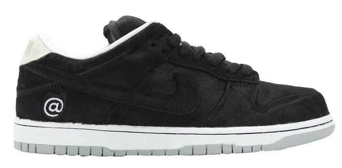 Available Now: Medicom Toy x Nike SB Dunk Low "BE@RBRICK"