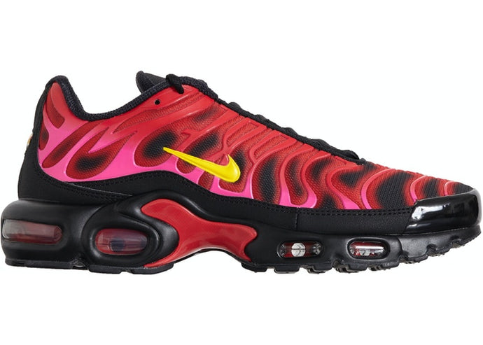 Available Now: Supreme x Nike Air Max Plus "Fire Pink"