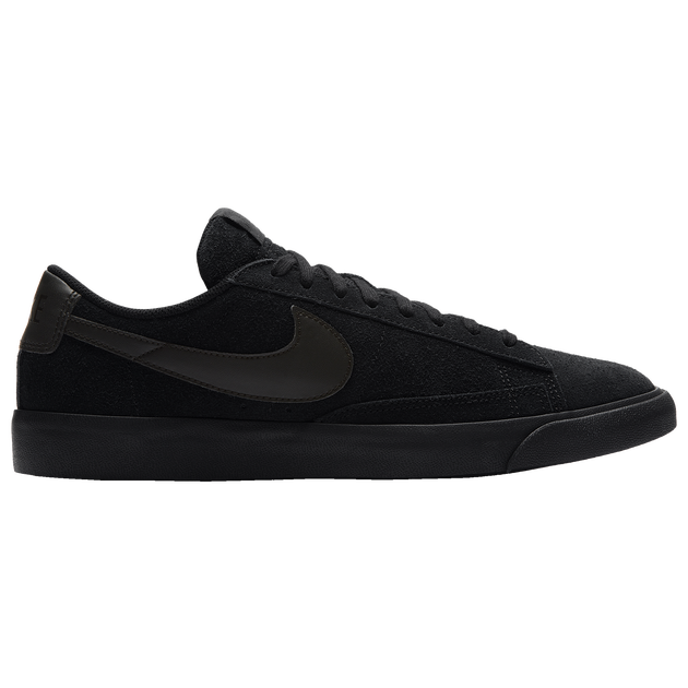 Under Retail: Nike Blazer Low "Triple Black"