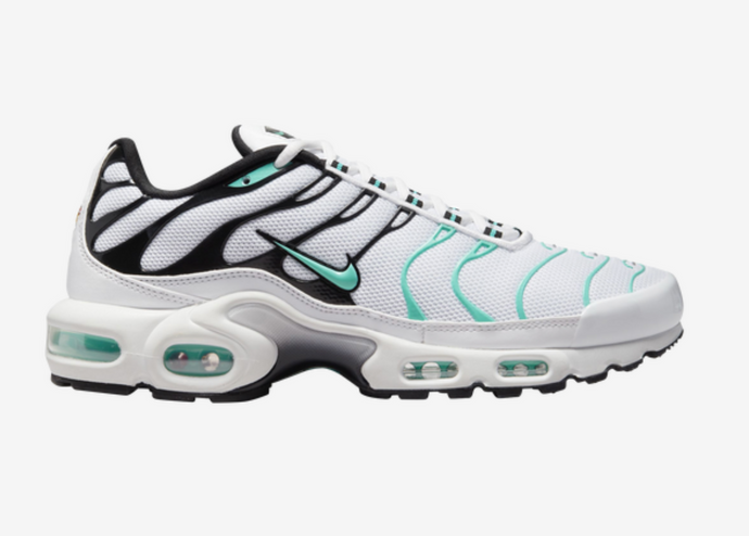 Under Retail: Nike Air Max Plus "Tiffany"