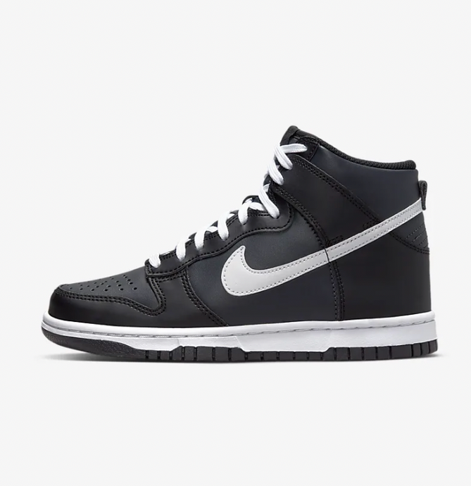 Available Now: GS Nike Dunk "Black White"