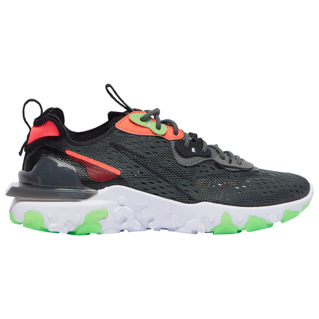 Under Retail: Nike React Vision "Worldwide"