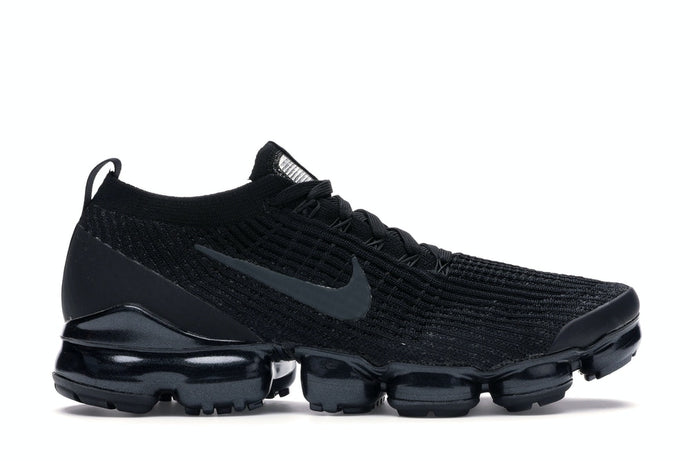Under Retail: Nike Air Vapormax Flyknit 3 "Triple Black"